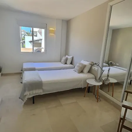 Luxury Escape - 3br Penthouse, Breathtaking Views, Pool, In The Heart Of Costa Del Sol! *