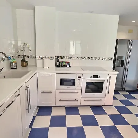 Luxury Escape - 3br Penthouse, Breathtaking Views, Pool, In The Heart Of Costa Del Sol! Sitio de Calahonda
