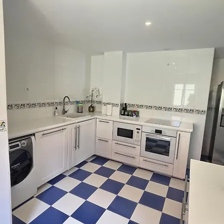Luxury Escape - 3br Penthouse, Breathtaking Views, Pool, In The Heart Of Costa Del Sol! * Sitio de Calahonda