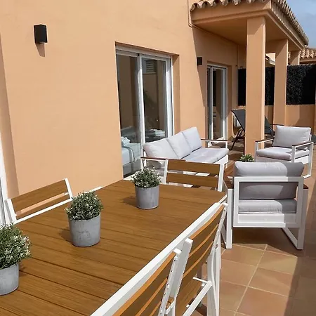 Luxury Escape - 3br Penthouse, Breathtaking Views, Pool, In The Heart Of Costa Del Sol! Sitio de Calahonda